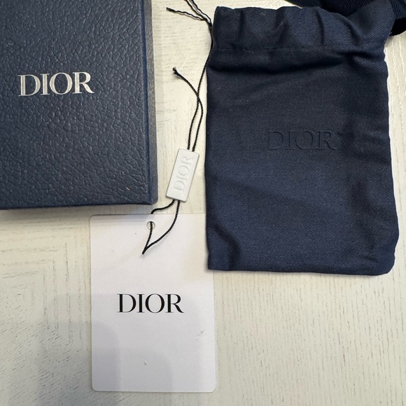 Dior Keychain - Picture 3 of 5